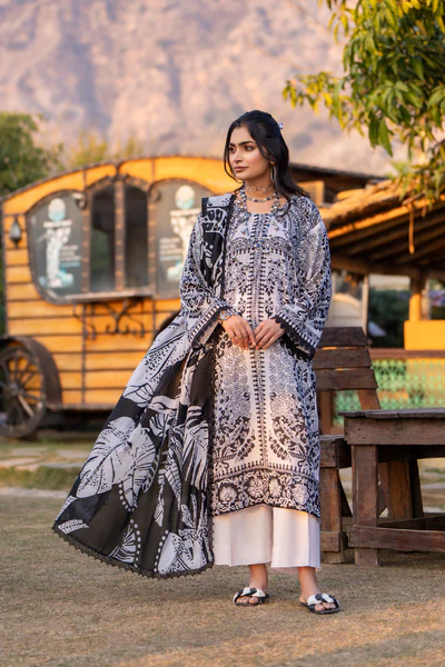 Ittehad 3PC Printed Lawn